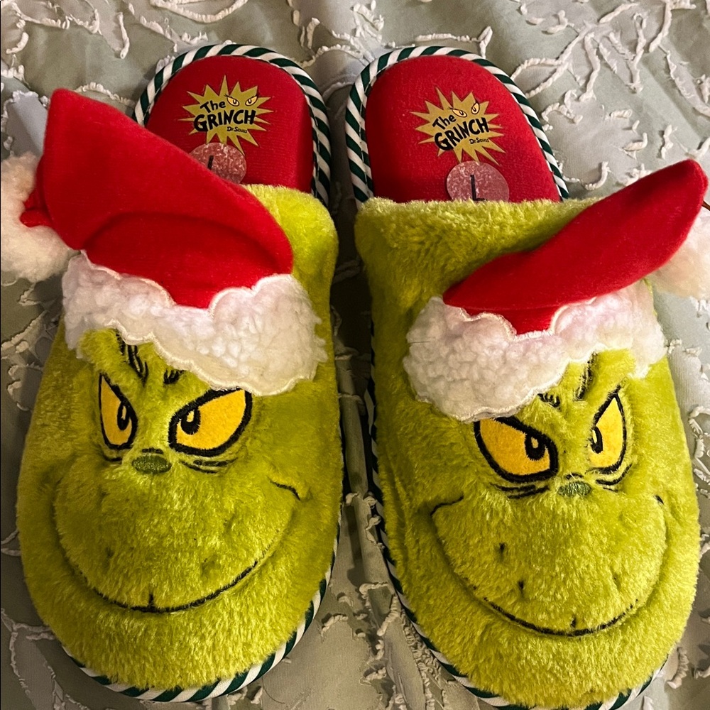 Grinch Christmas Slippers with Santa Hat